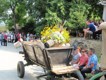 Na 19. tradicionalni prireditvi Pozdrav jeseni ob prazniku Marijinega vnebovzetja, veselo druženje Prlekov, Prekmurcev in Medžimurcev 69